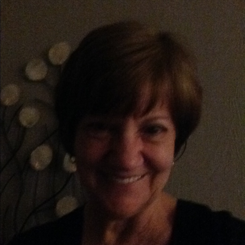 Meet your Posher, Nancy